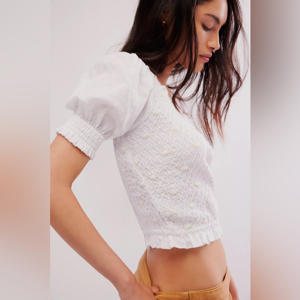 NWOT Free People Cecelia Embroidered Floral Cropped Top Blouse Size XS